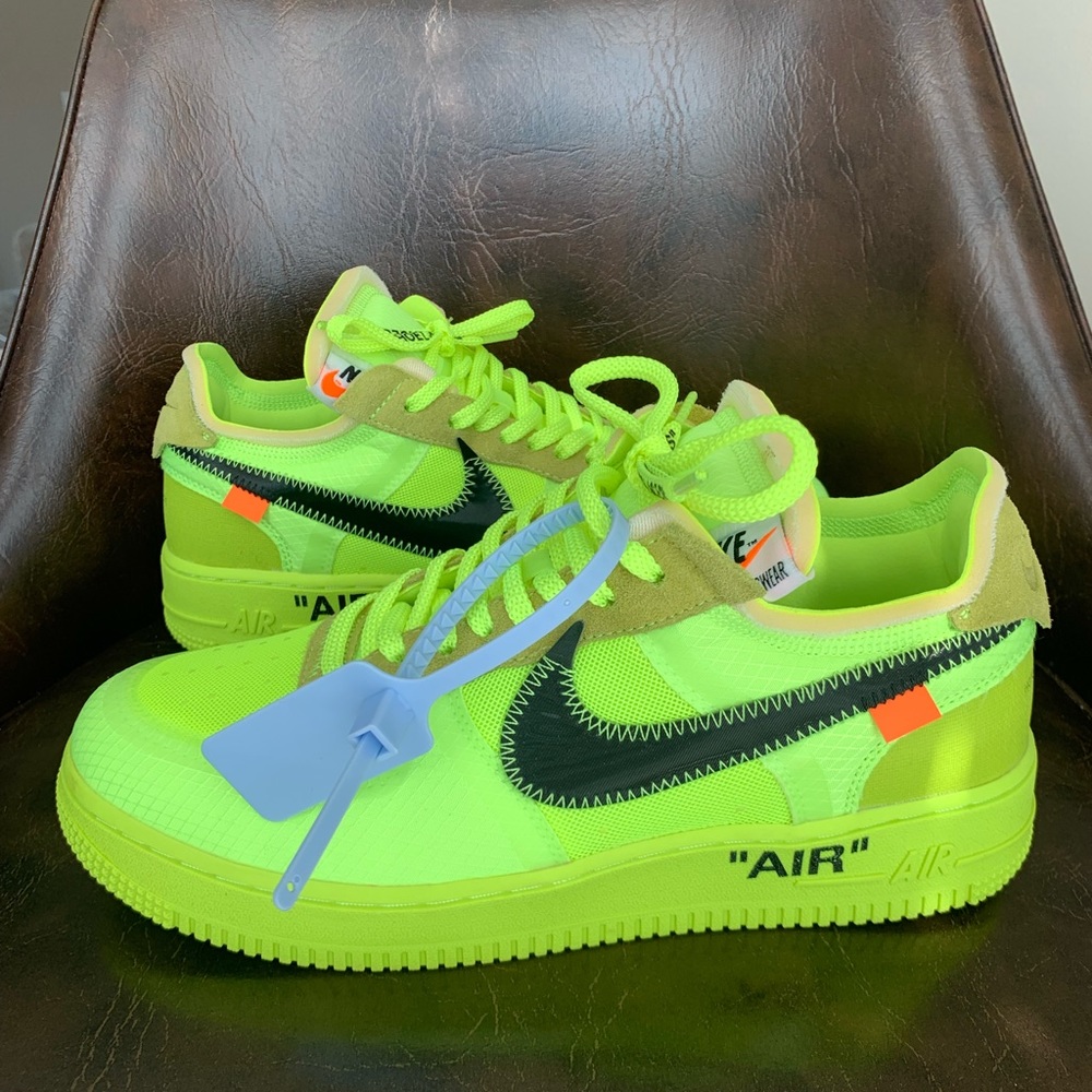 Nike Air Force 1 Low Off-White Volt size 9